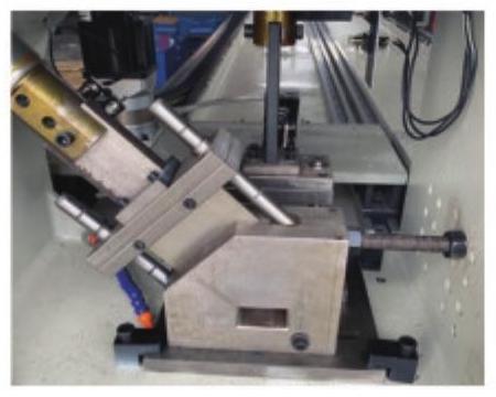 HYDRAULIC CNC PUNCHING AND CUTTING MACHINE